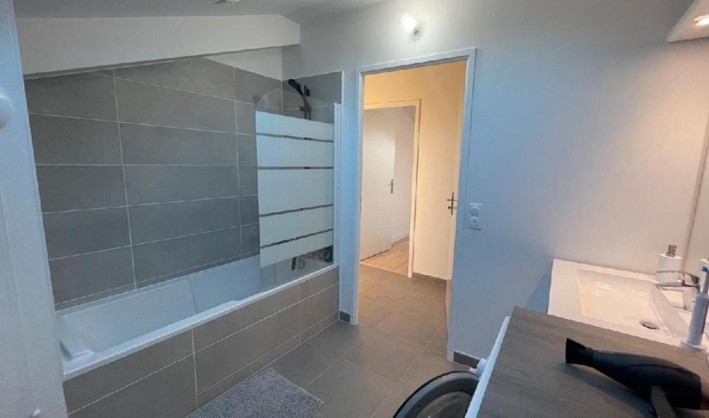 Modern Apartment Close To Paris Chatillon  Luaran gambar
